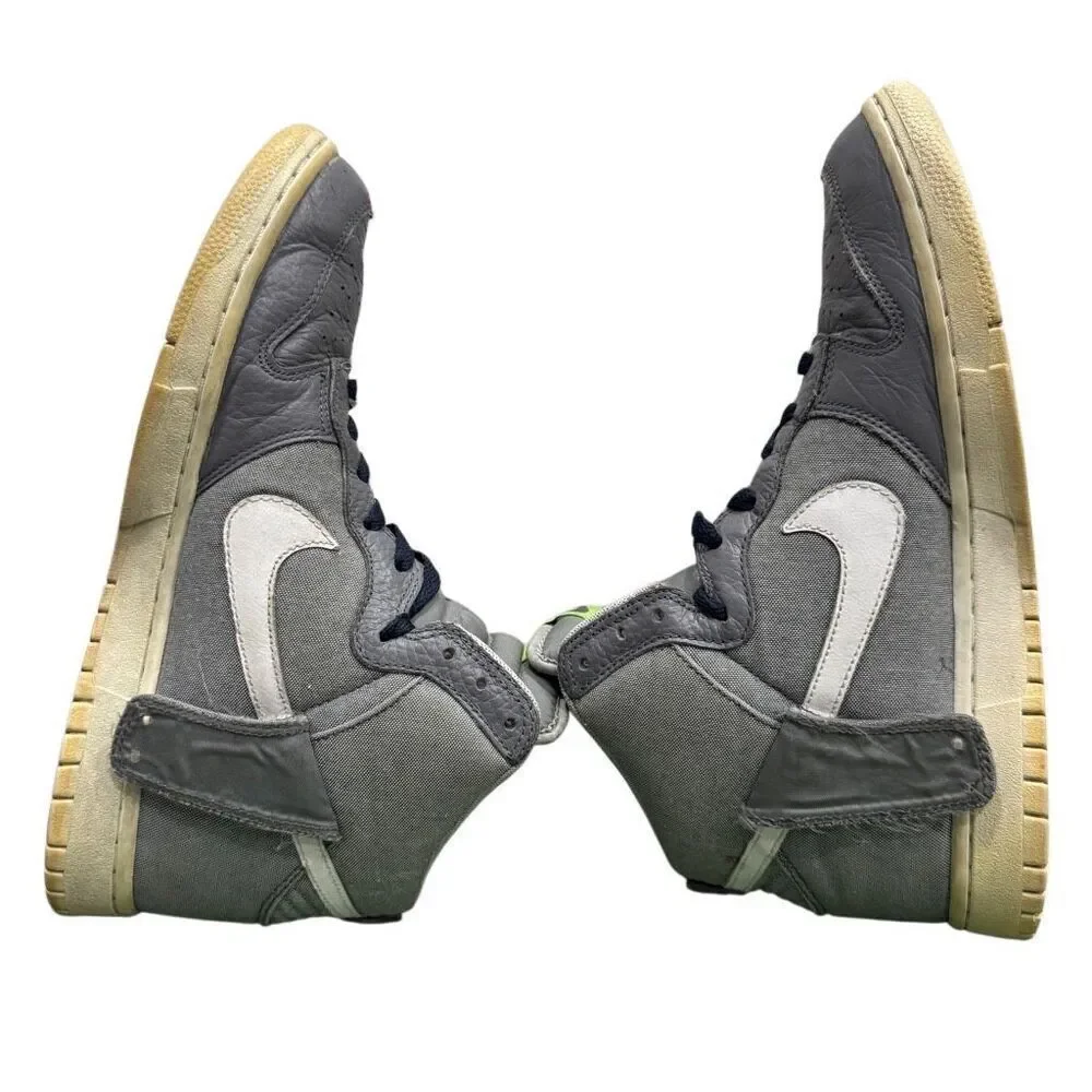 2012 Nike Dunk High Sneaker Wolf Grey/White-Cool Grey - Size 9 (317982-045)